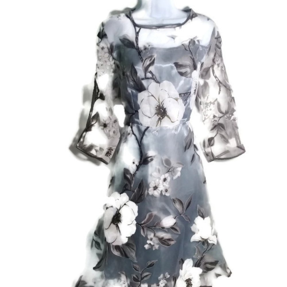 New! Grey scale floral dress XL